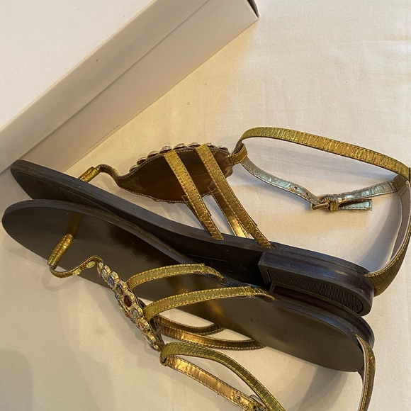 Nine West Strappy Sandals - Picture 6 of 8
